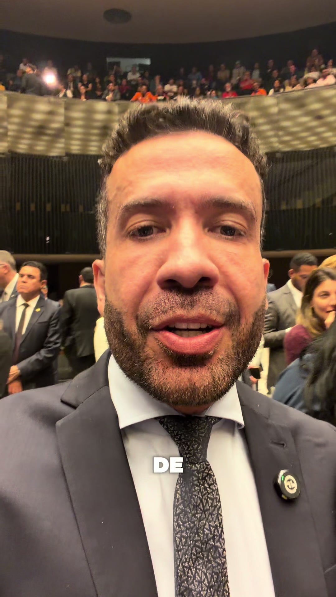 @Andr&eacute; Janones