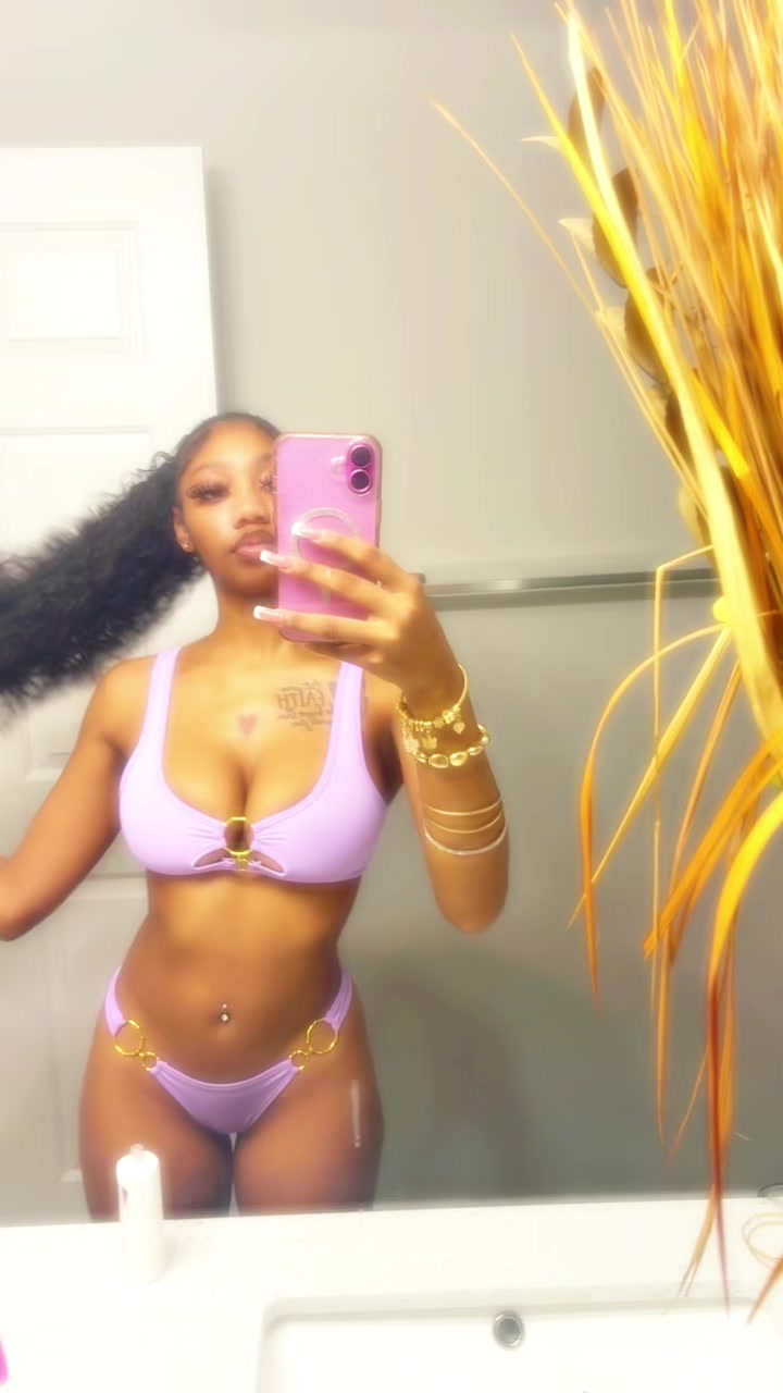 @lexiUsounique’