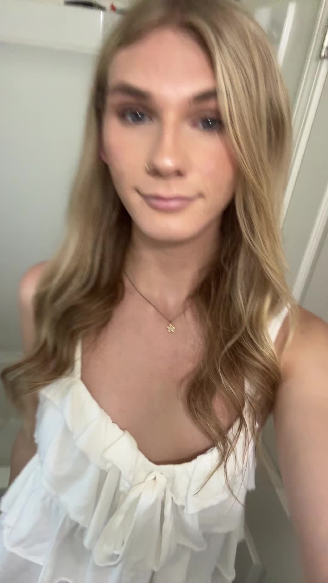 @✨𝓑𝓵𝓸𝓷𝓭𝓲𝓮✨