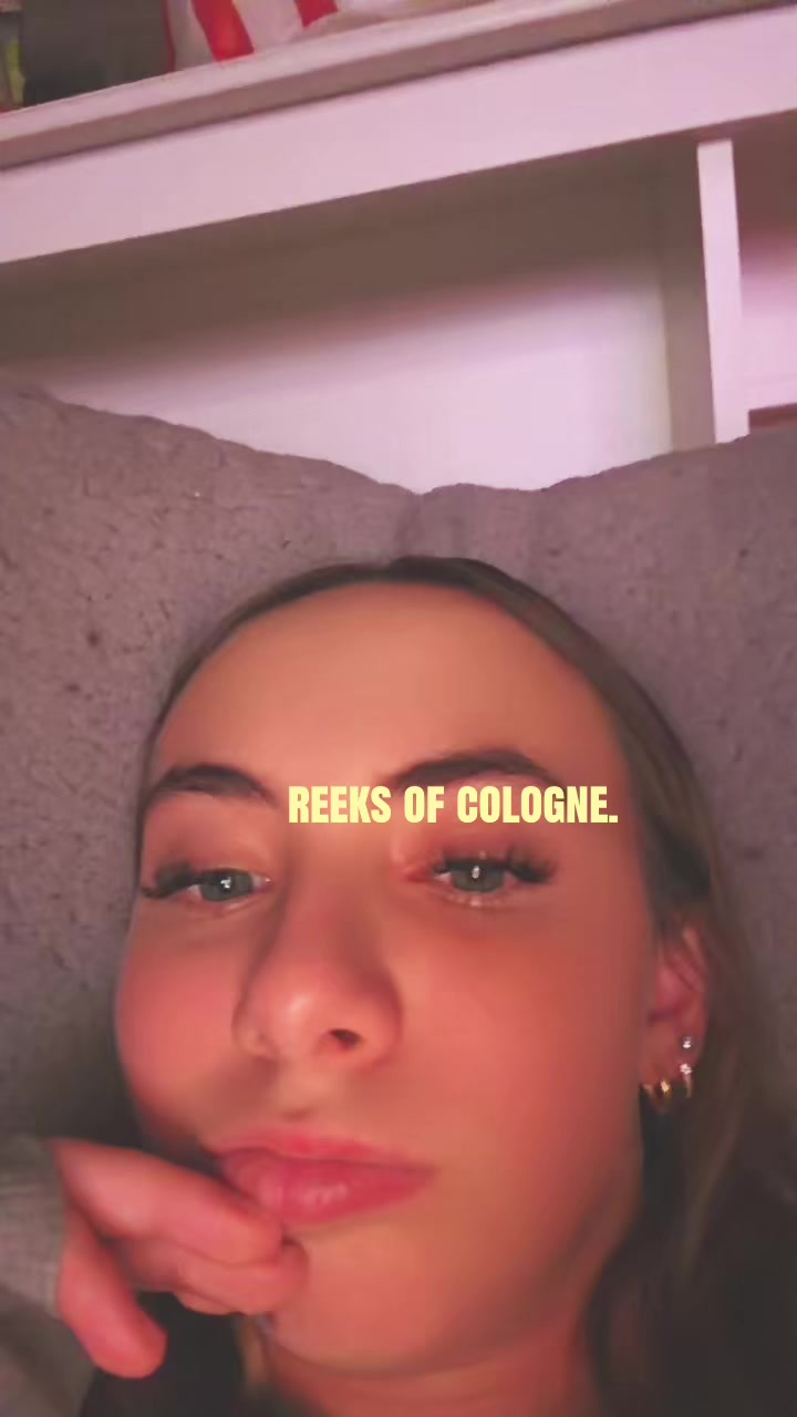 @???