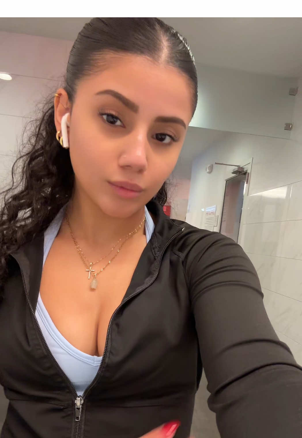 @vanessa_nx777