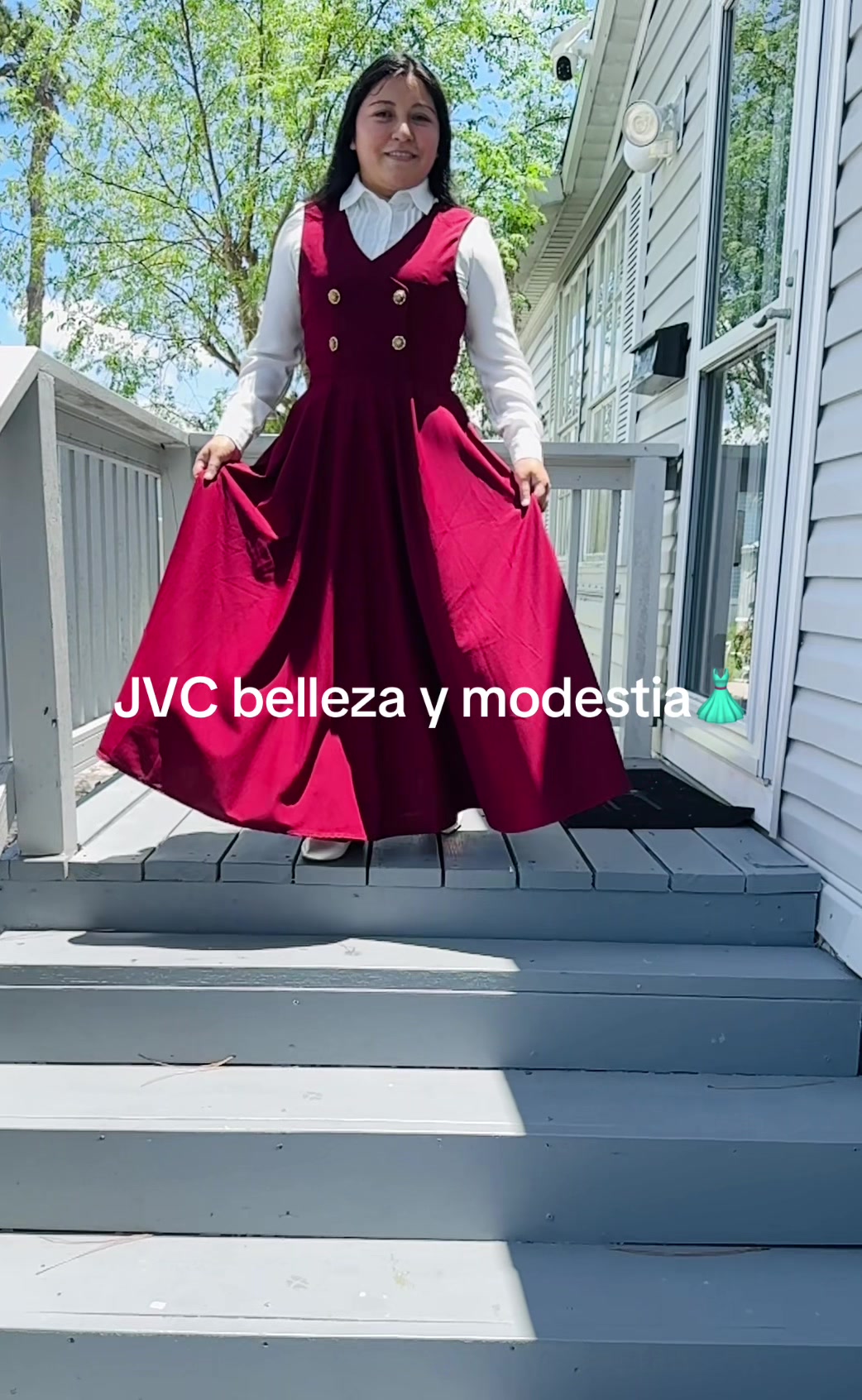 @JVC belleza y modestia 👗😍