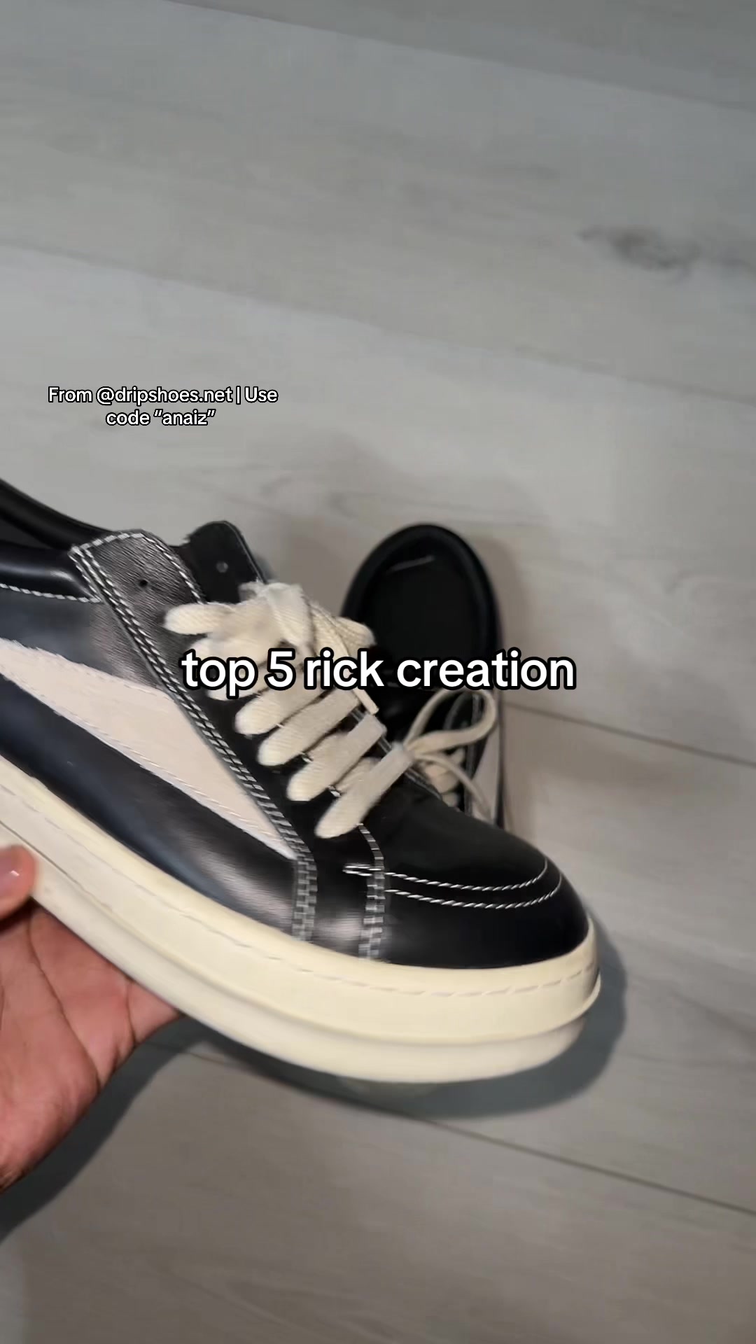 @￼