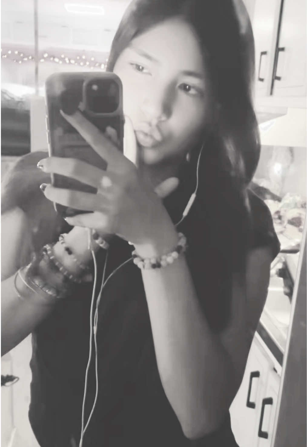 @Lillyy🎭