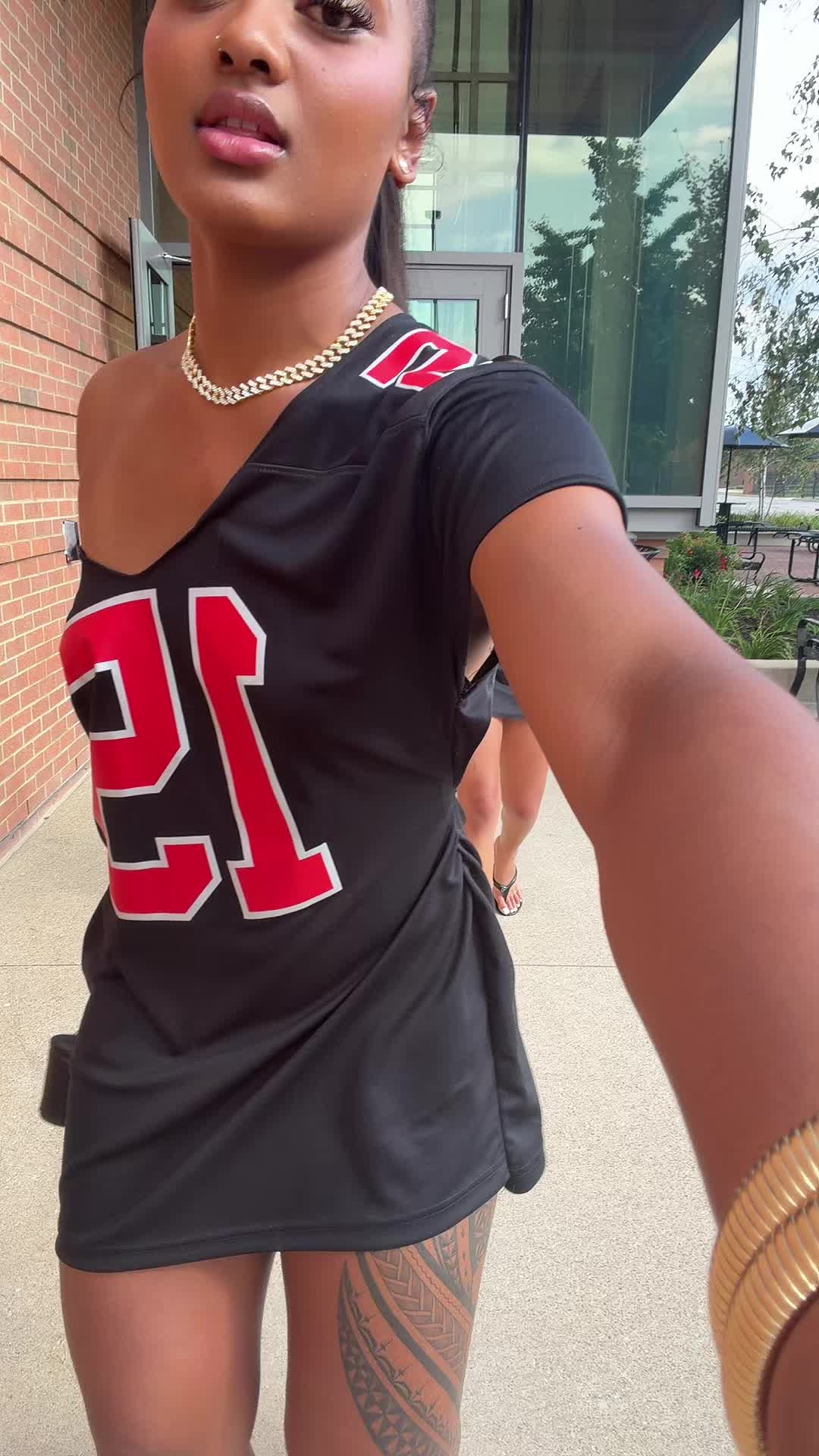 @jjaneedoee