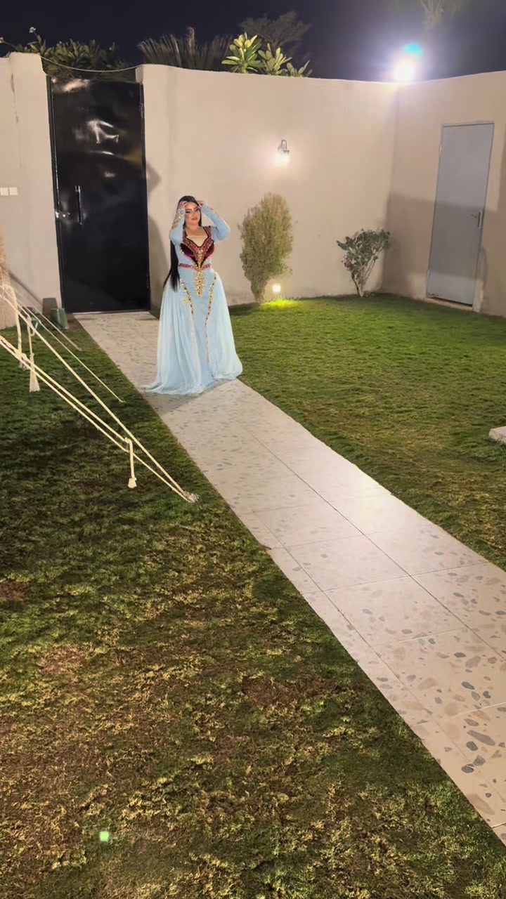 @المصممه السلطانه 👑