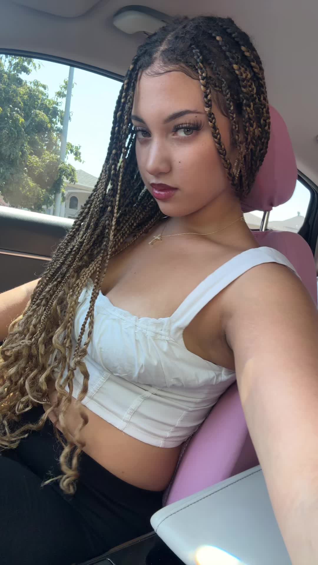 @nini