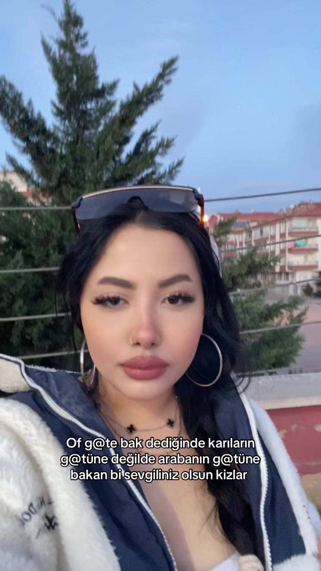 @Sudeloraa