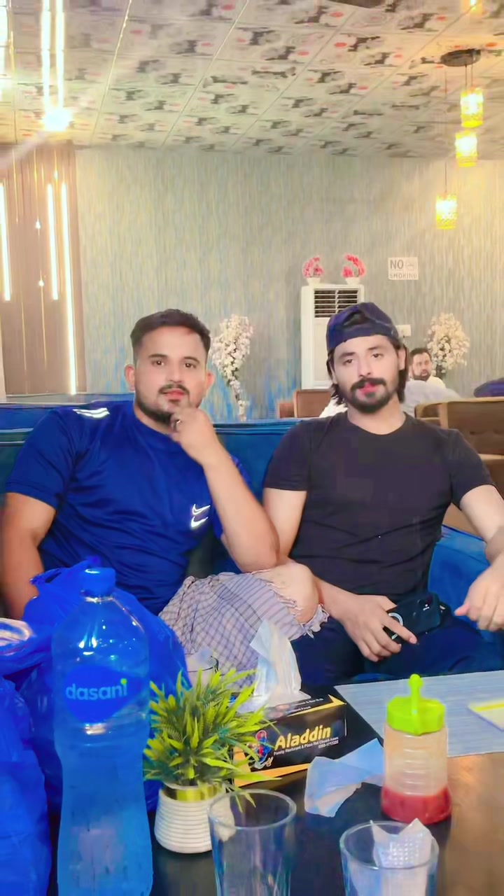 @Adeel BOXER 🇵🇰 🥊