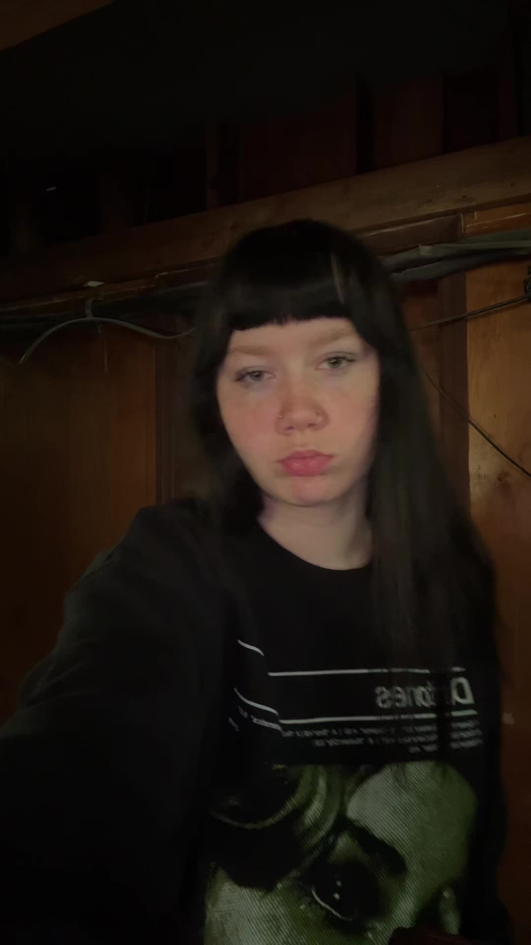 @liivingd3adgrrl