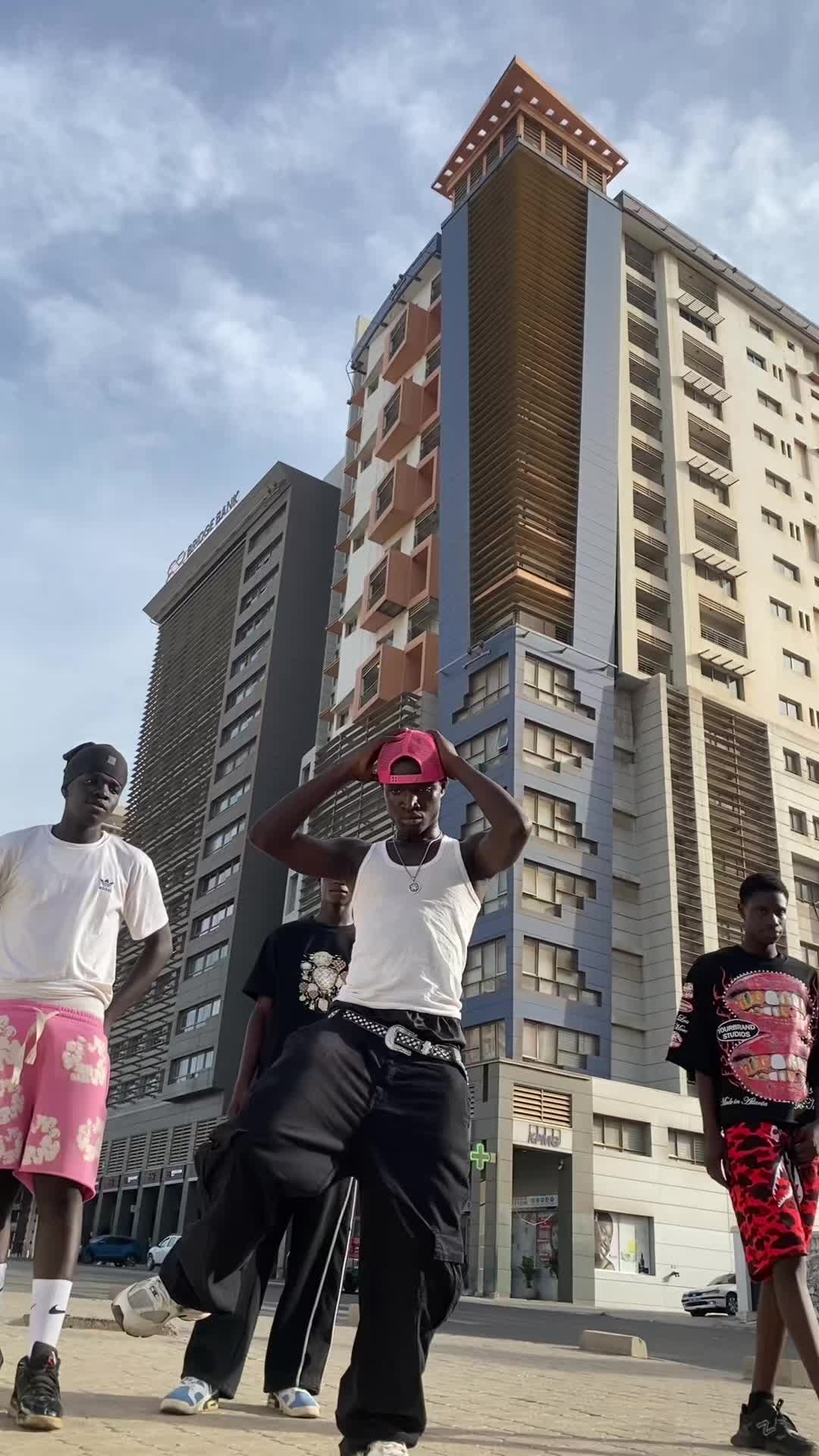 @Le_prince_of_Sturdy🤴🐐🇸🇳