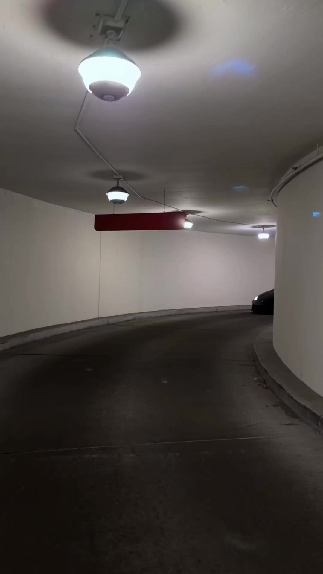 @𝚂𝚛.cars