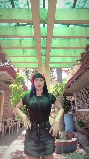 @ugh_ella_licious