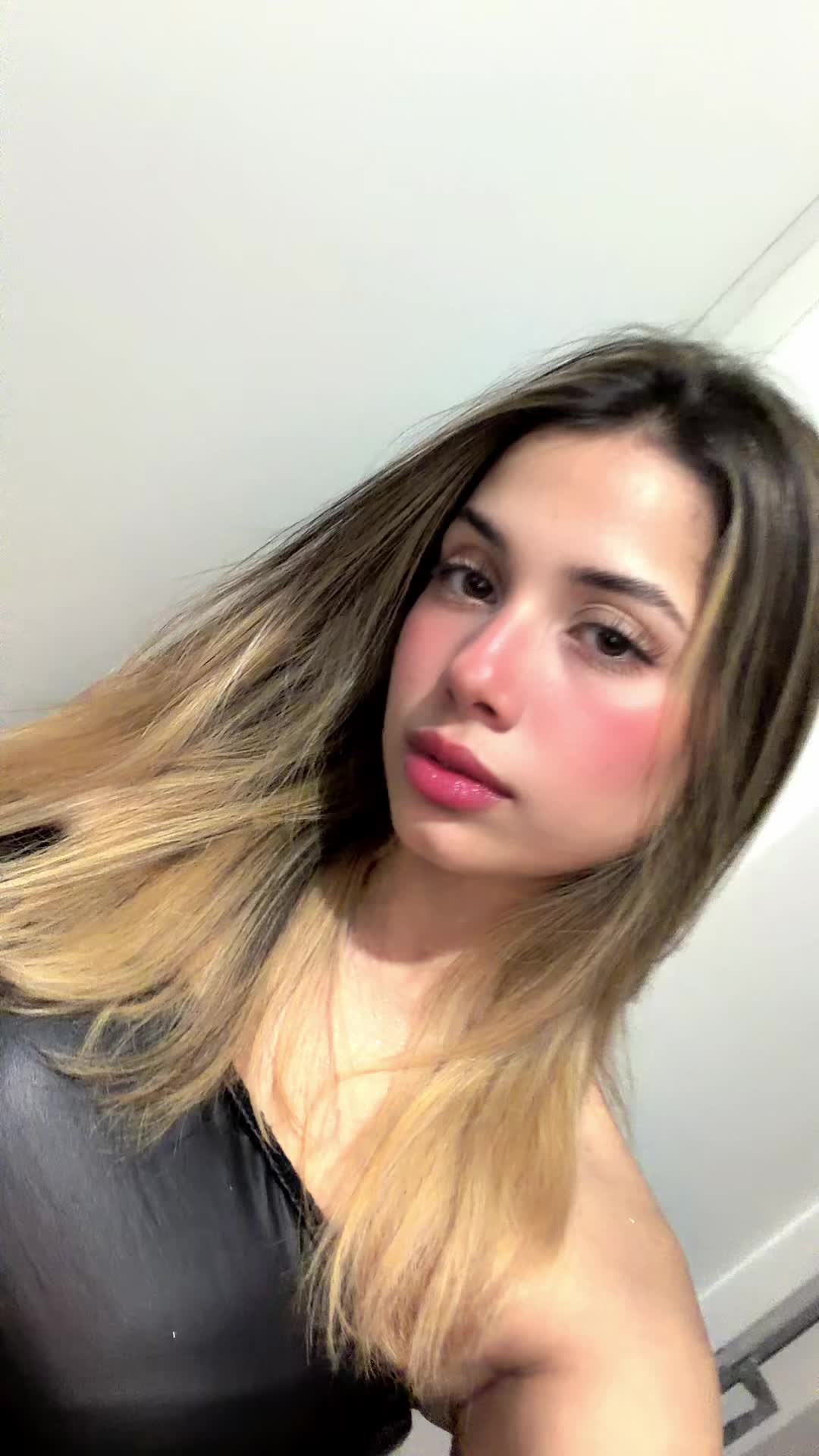 @Fabiana Chacón🌸🫦