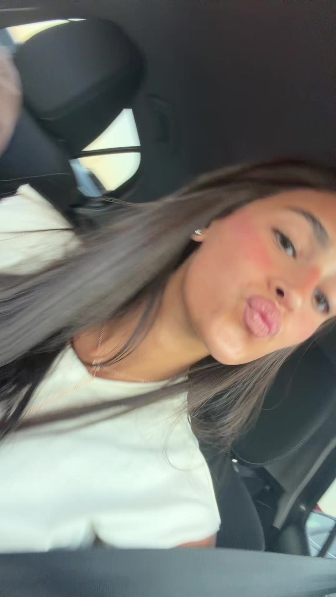 @MikaHazan