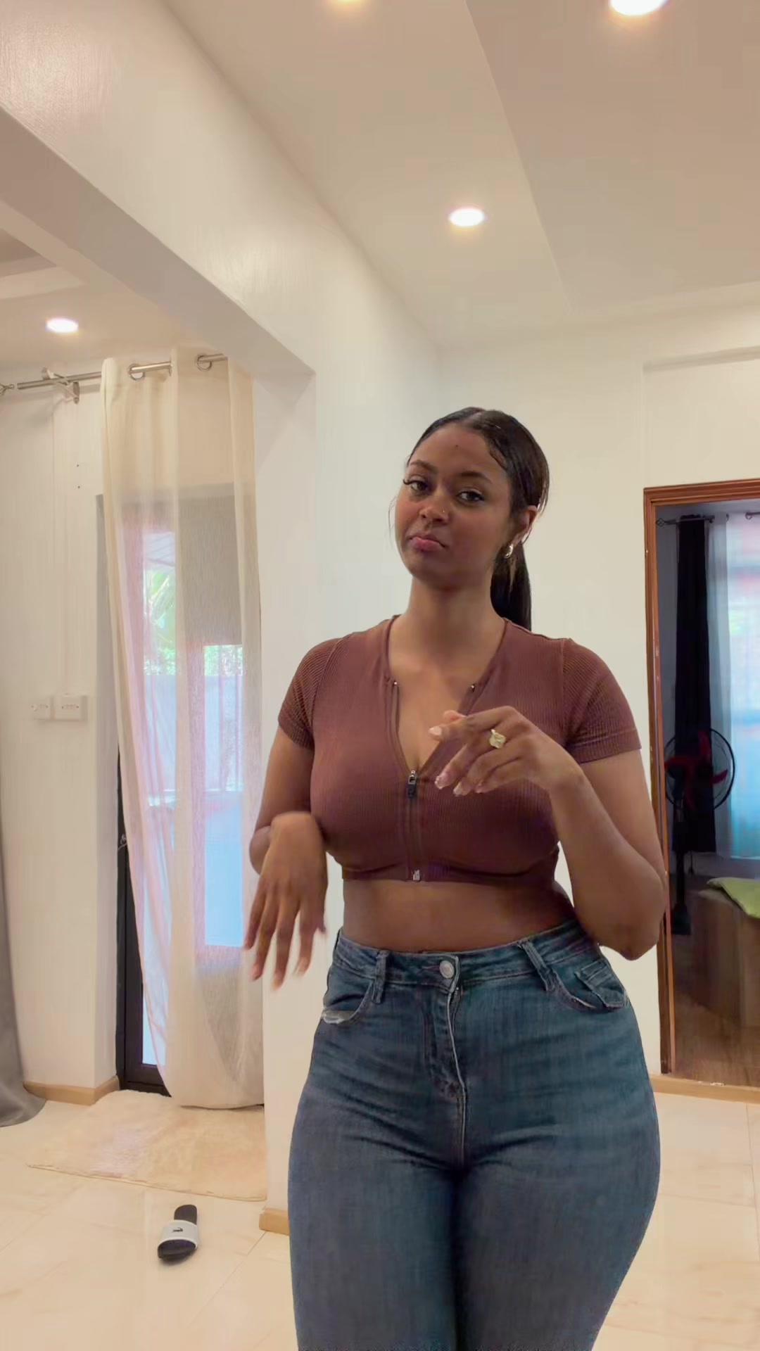 @Maeva