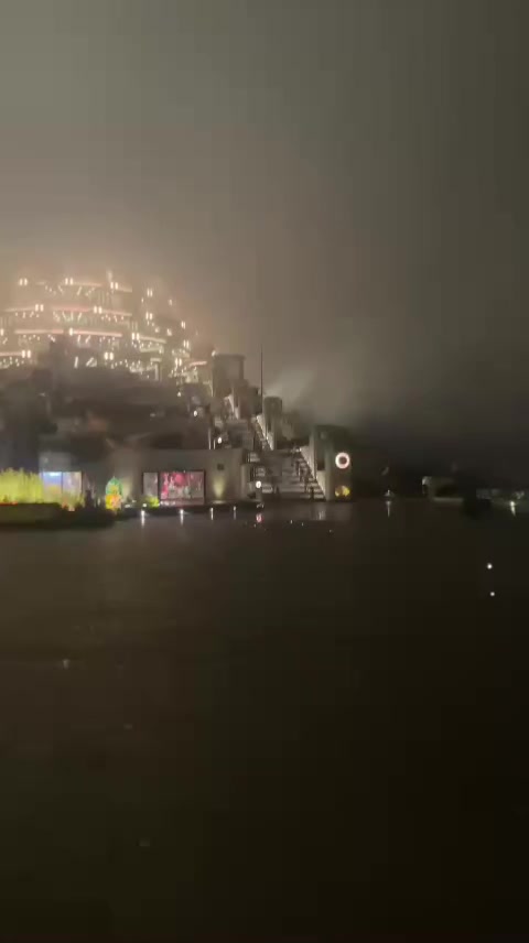 @Nh&agrave; Xe Tấn T&agrave;i An Giang