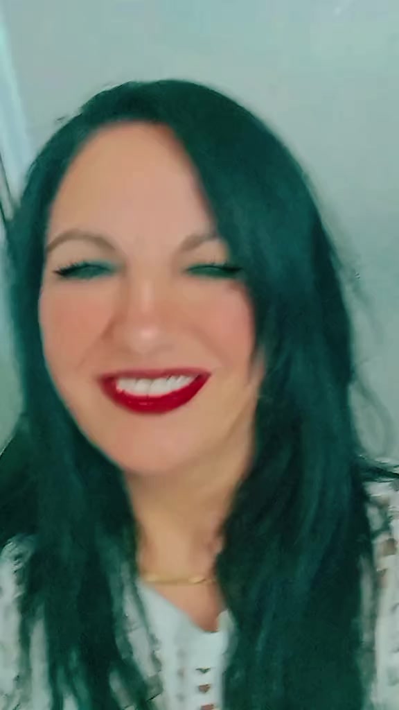@g&uuml;l&uuml;ş&uuml; g&uuml;zel Antakyalı &ccedil;iğdem