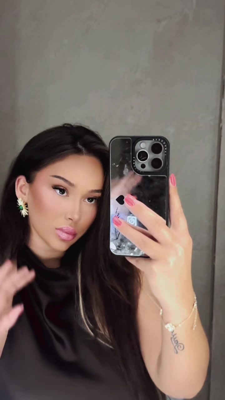@ELI🦋