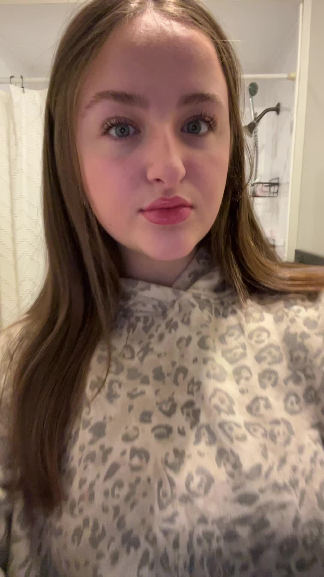 @Claire_friars