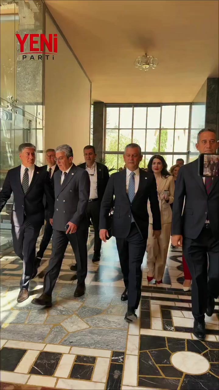 @YENİ PARTİ RESMİ