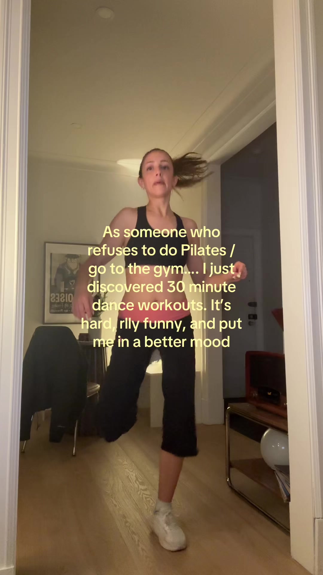 @Sarahtonin