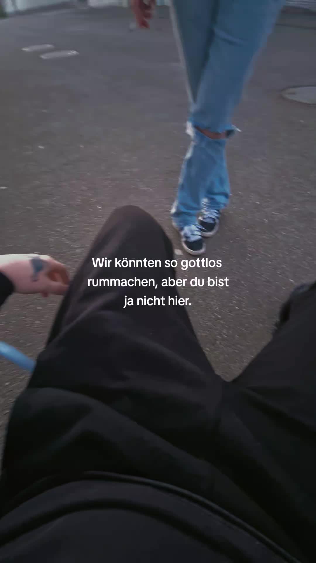 @𝘇𝘄𝗶𝘀𝗰𝗵𝗲𝗻𝘇𝗲𝗶𝗹𝗲𝗻