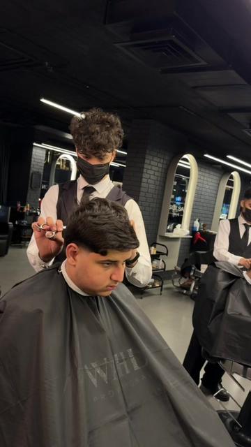@Salon Elsisi