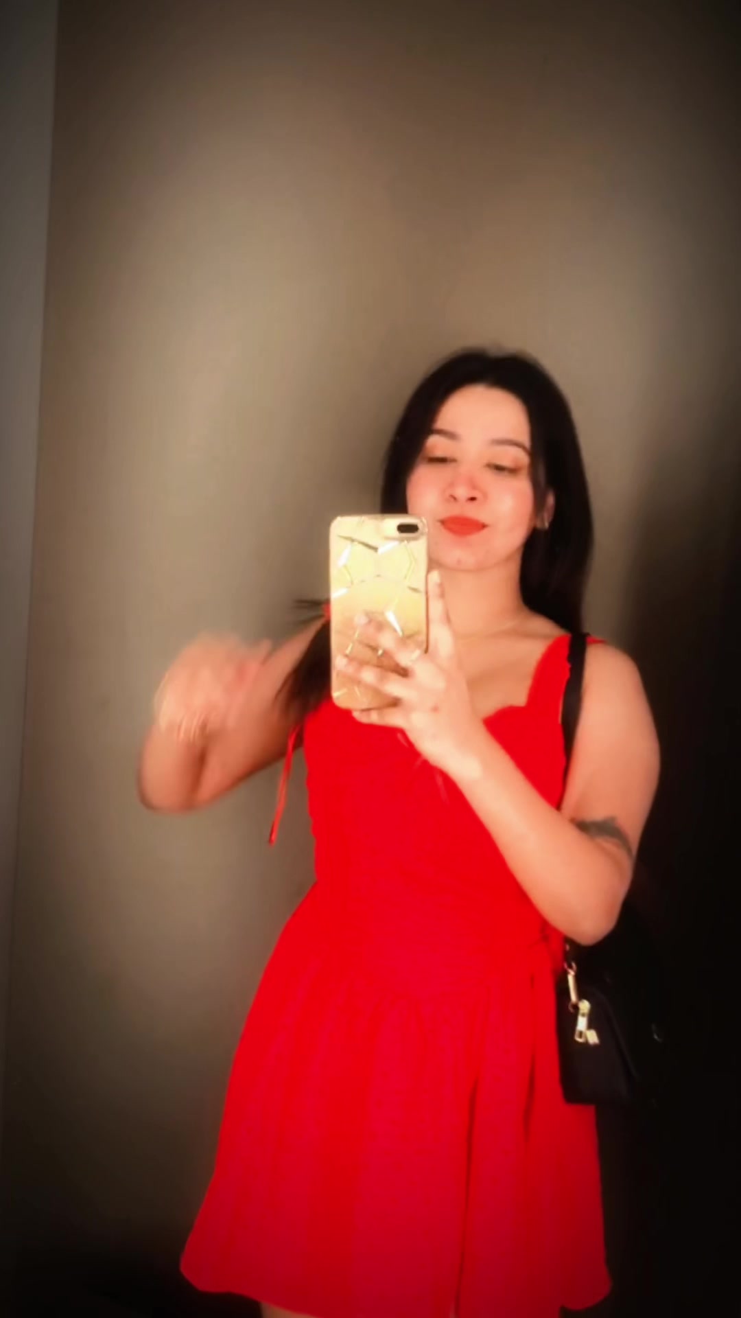 @Angry girl😈 🇦🇪🇱🇰💋
