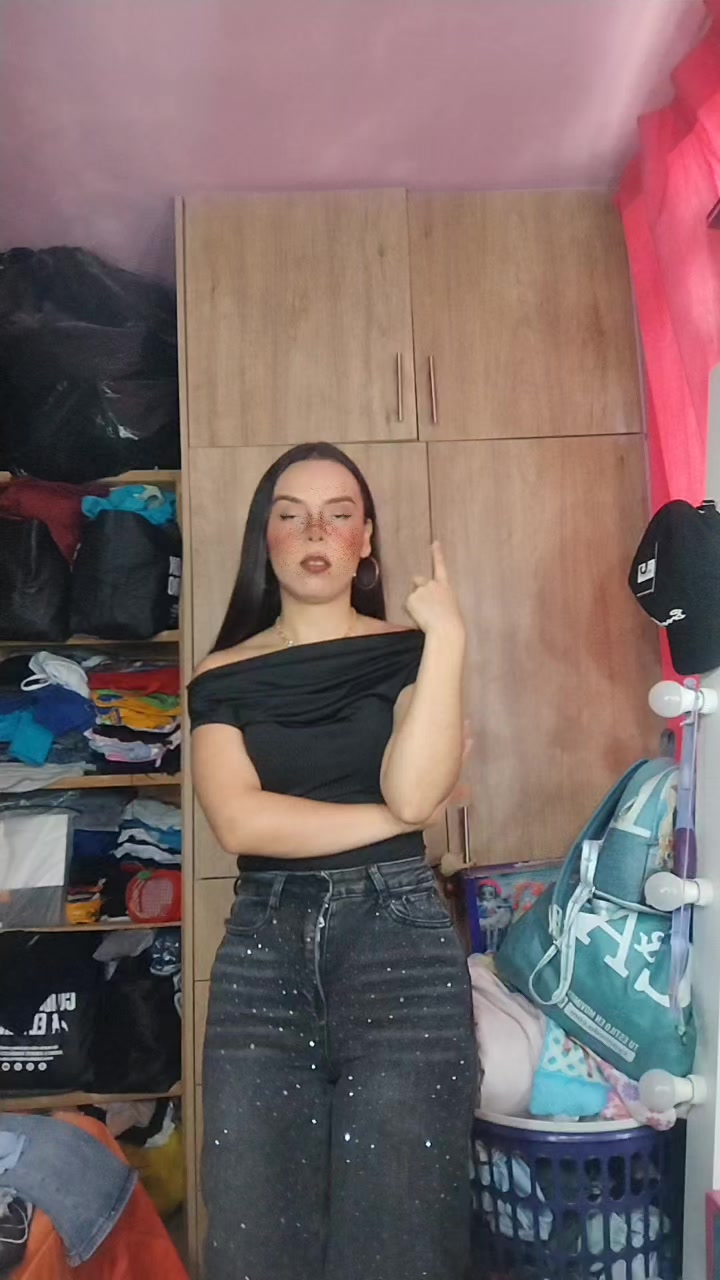 @Angie21.