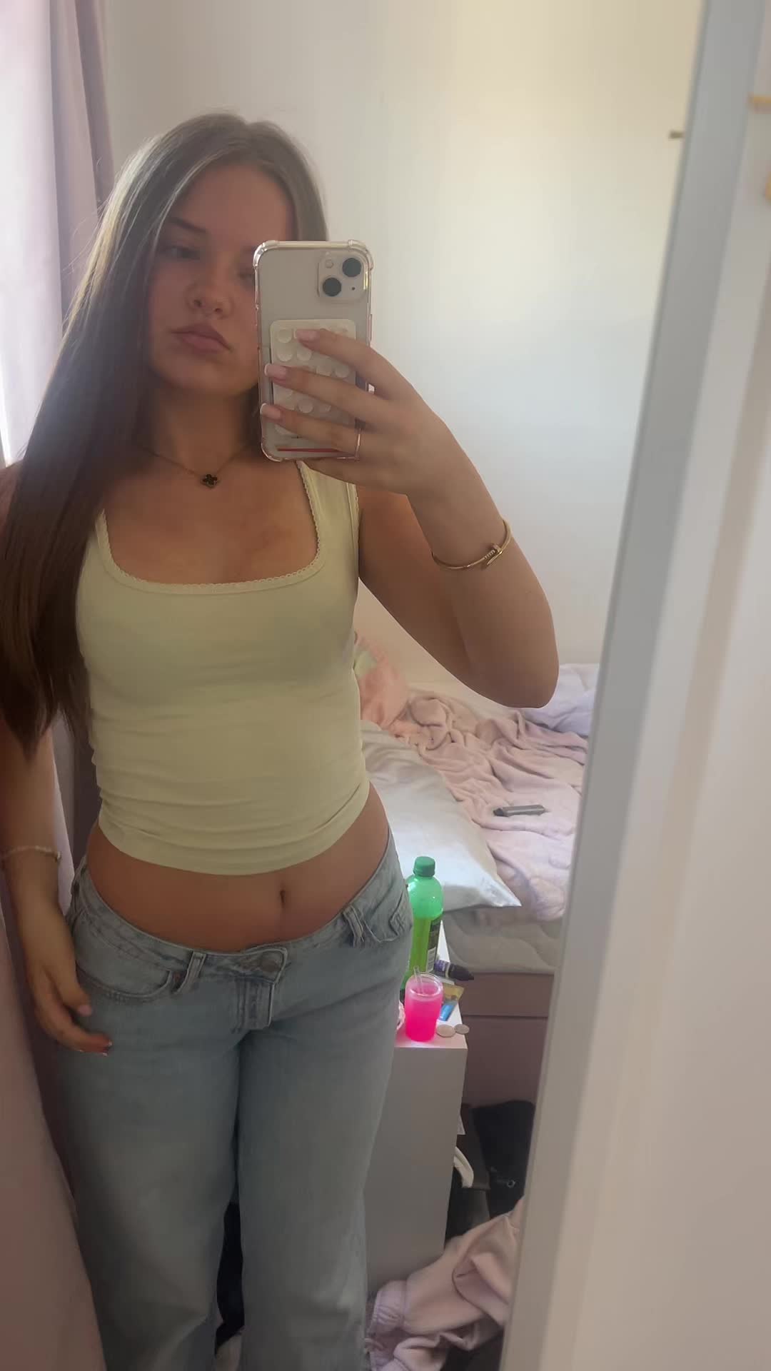 @luna-rae