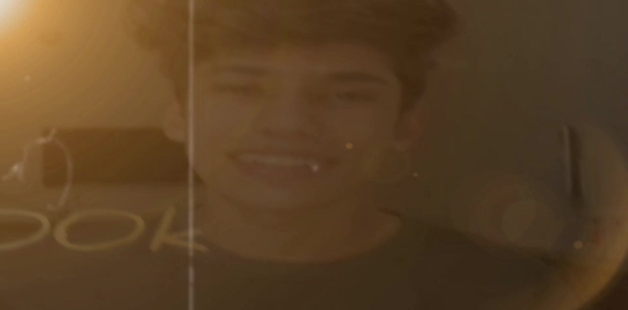 @ﾒ𝟶𝓁𝓊𝓃𝑒:🎠𝑒𝑔𝑖࿔