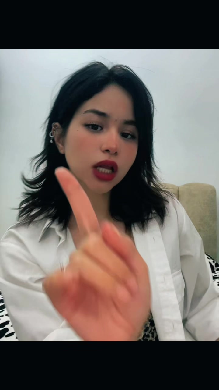 @Feryel🦂
