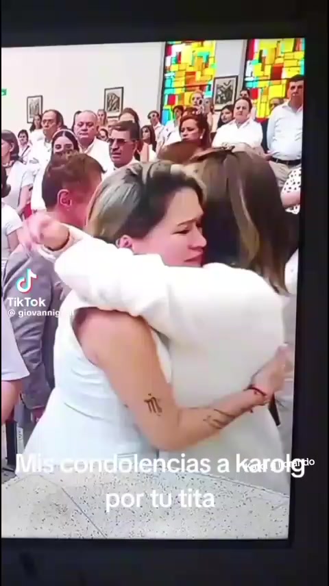 @karolyFeid 💚💖