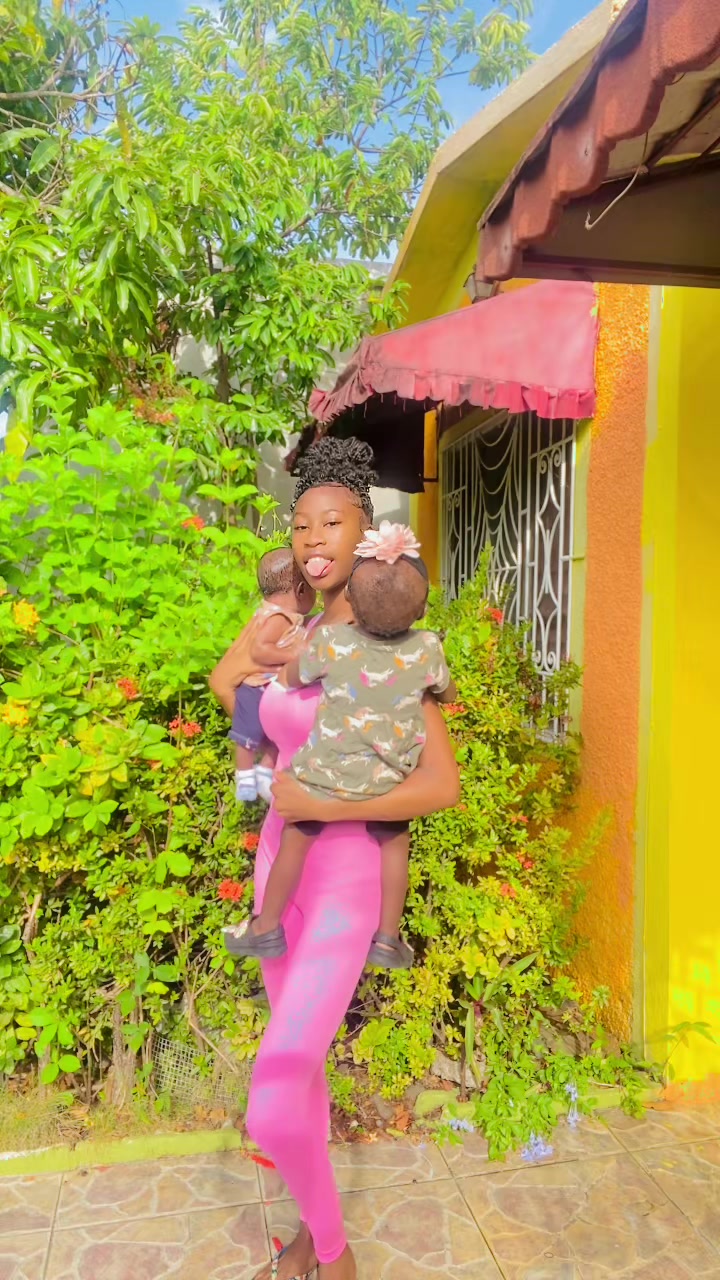 @🦋Azariah&Azwayne🥺Mummy❤️