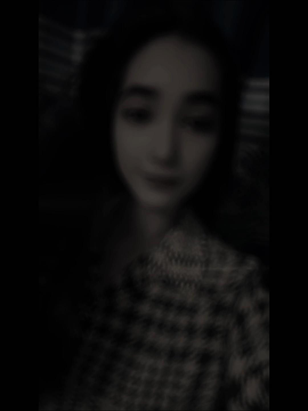 @⎯͢⎯⃝𝑄𝑢𝑒𝑒𝑛...♡