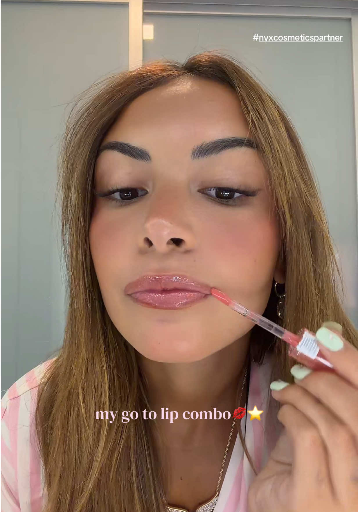 @gabriela moura