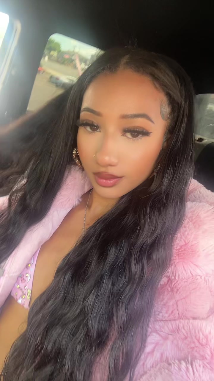 @Aniya Marie 🌈
