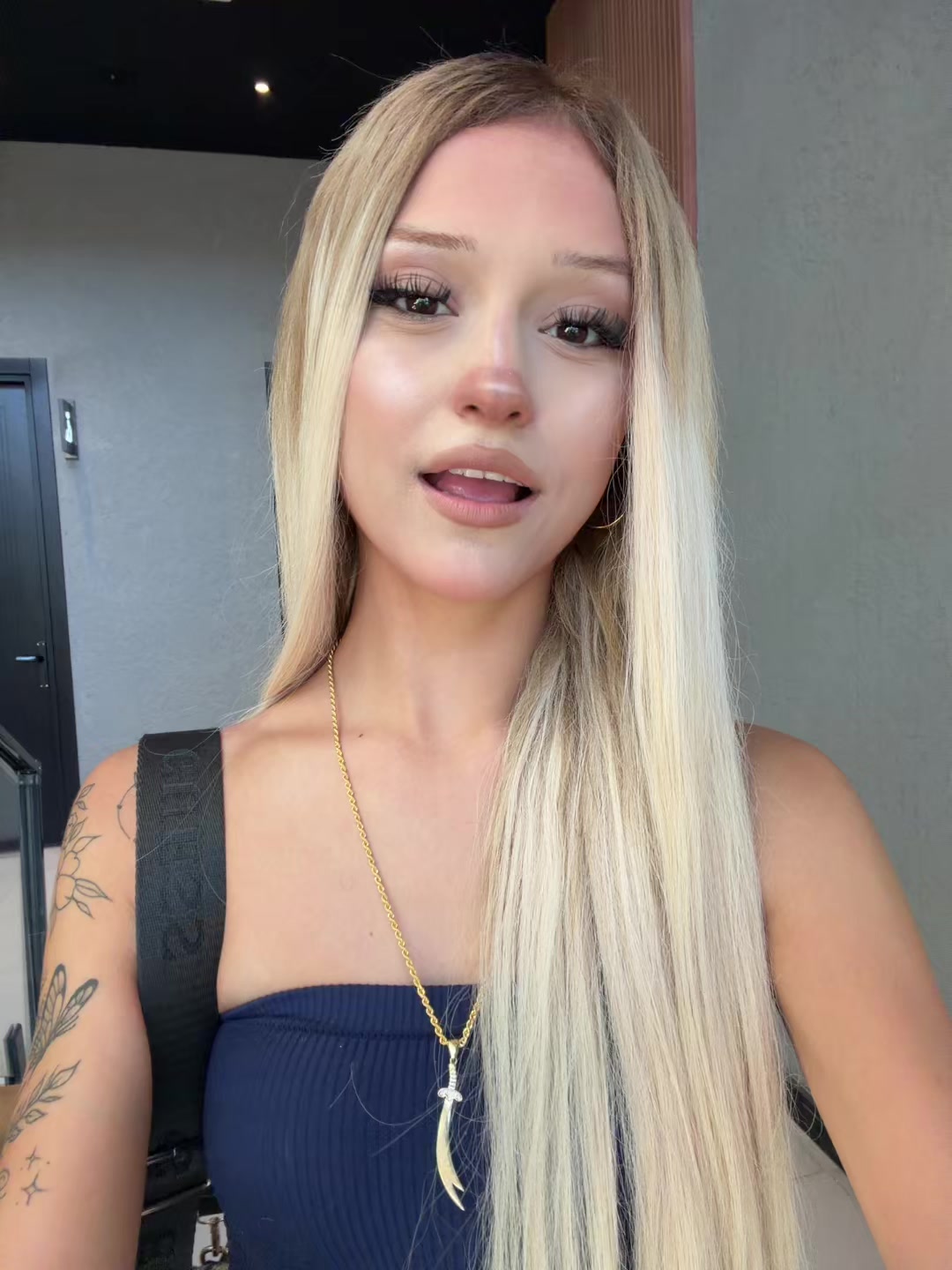 @Redbullul