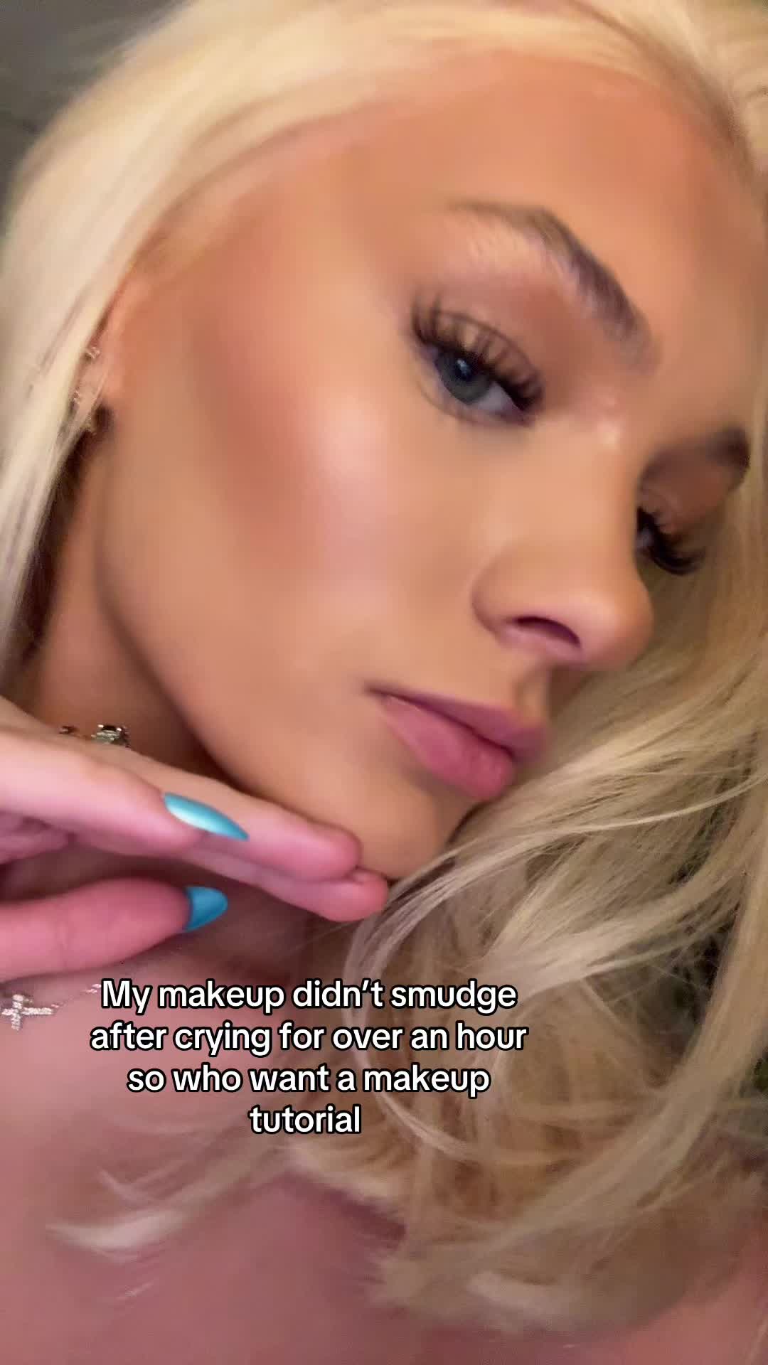 @<3