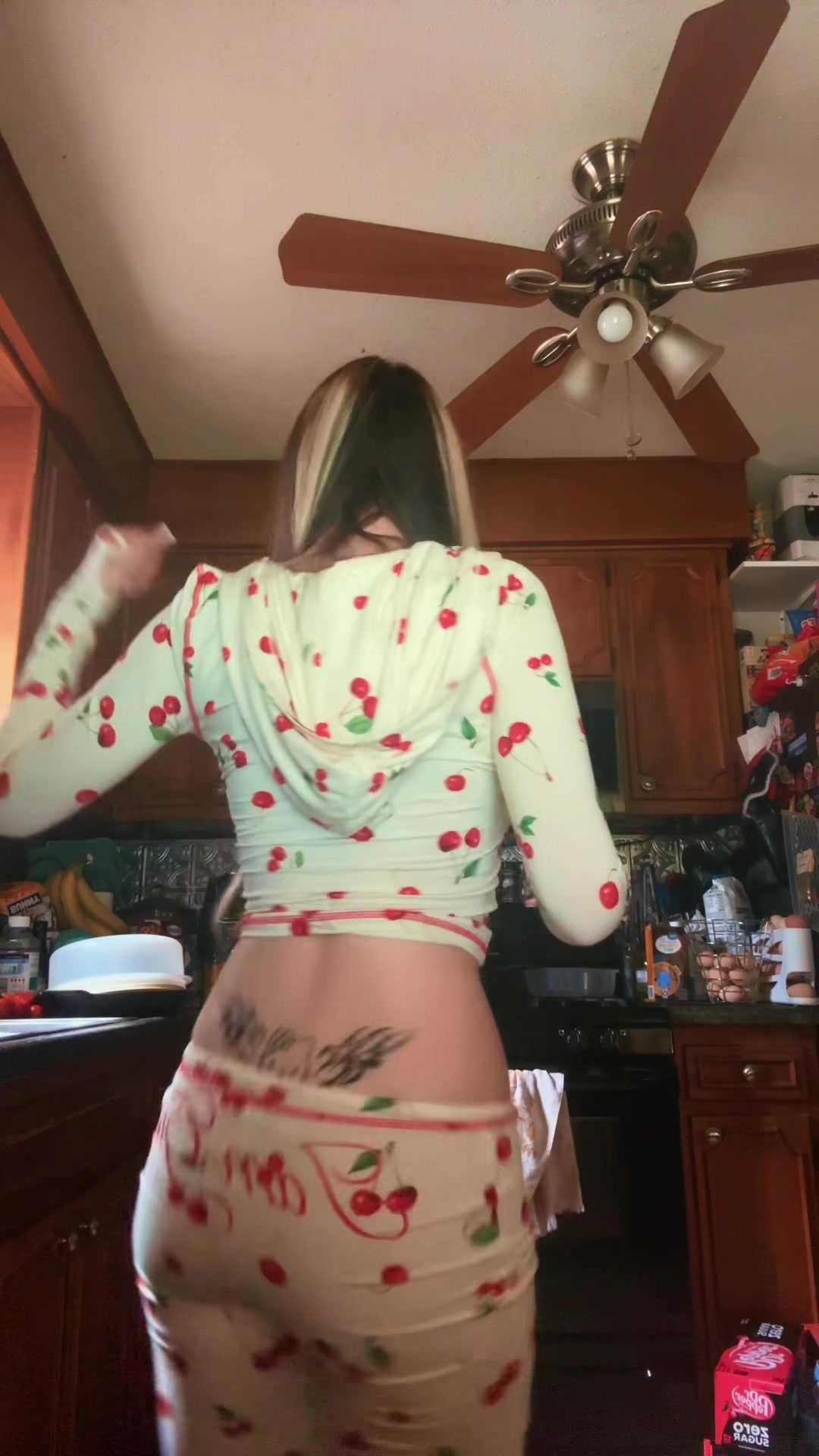 @alexis 🍒