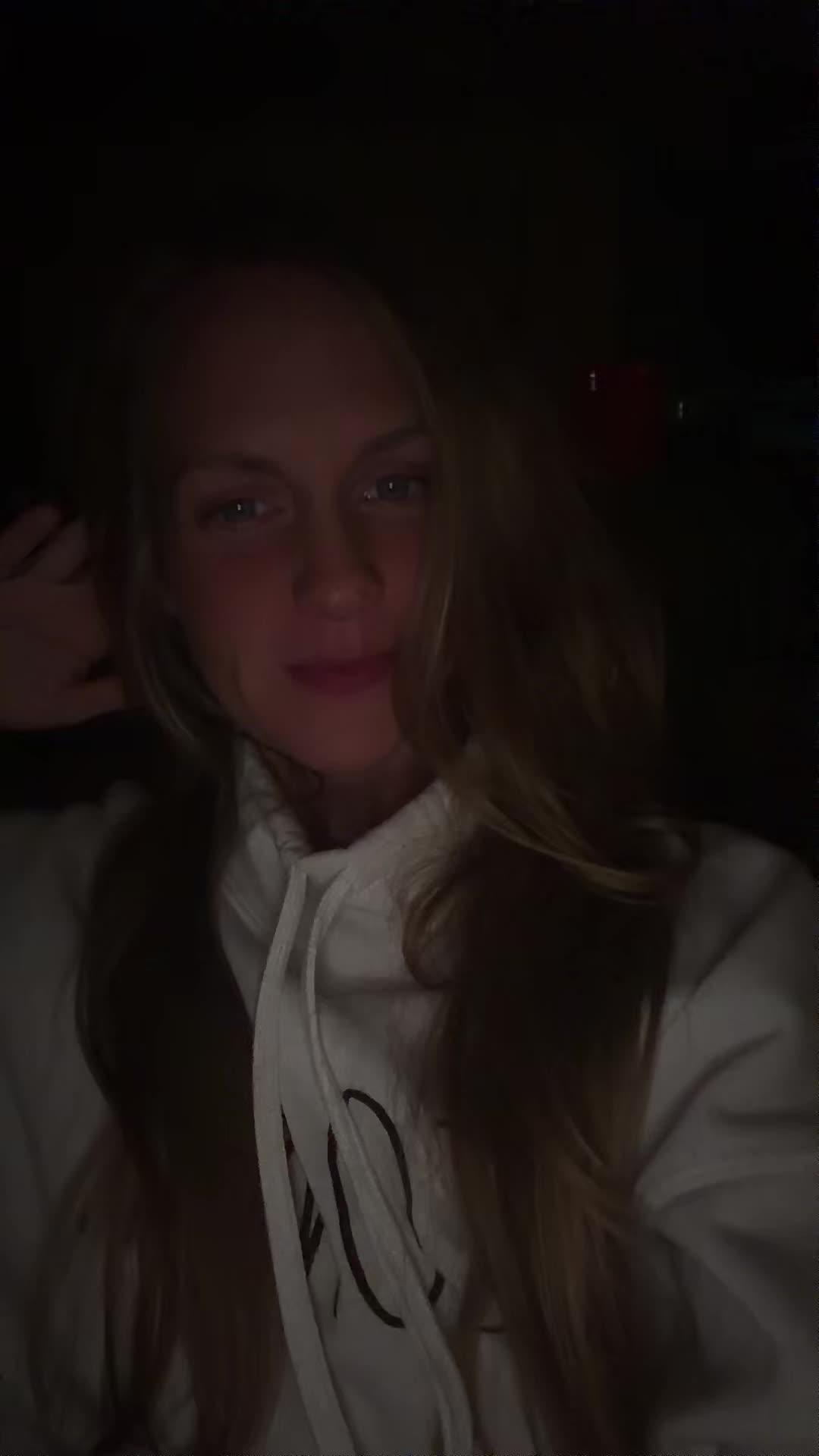 @aprilmarie_x0