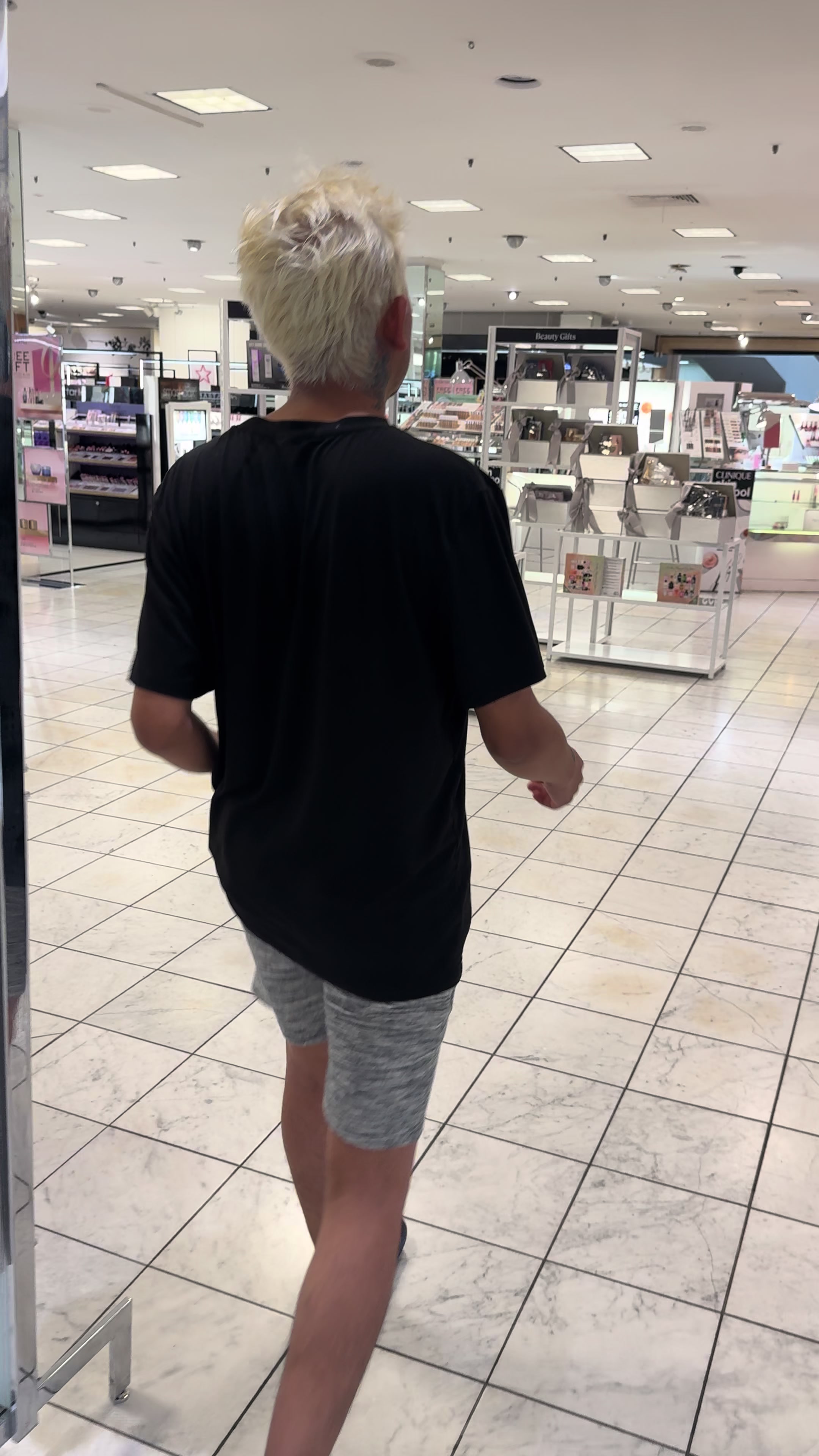 @JonasYMikeOficial