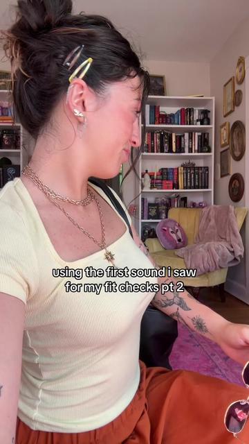 @lola🧚♀️📖✨