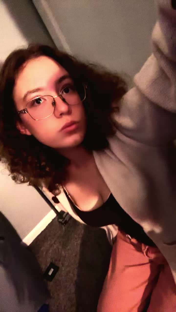 @the_dollhouse_doll