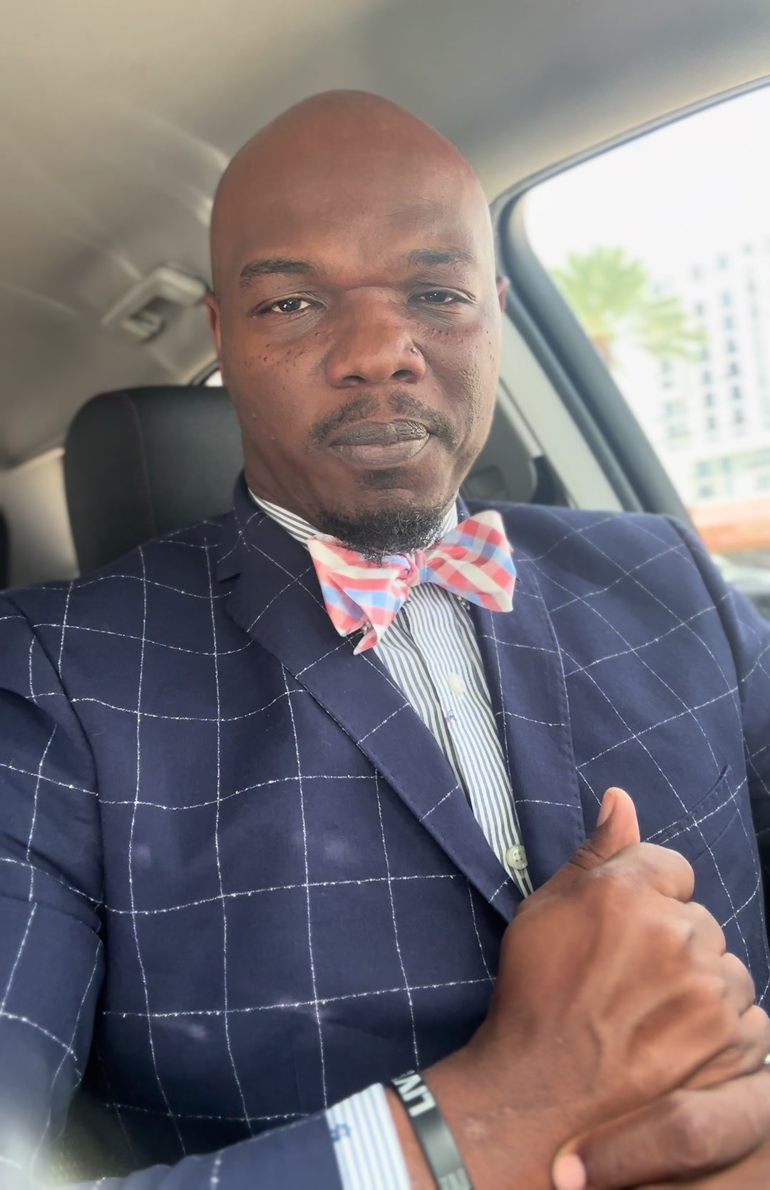 @DapperBrotherBowtie