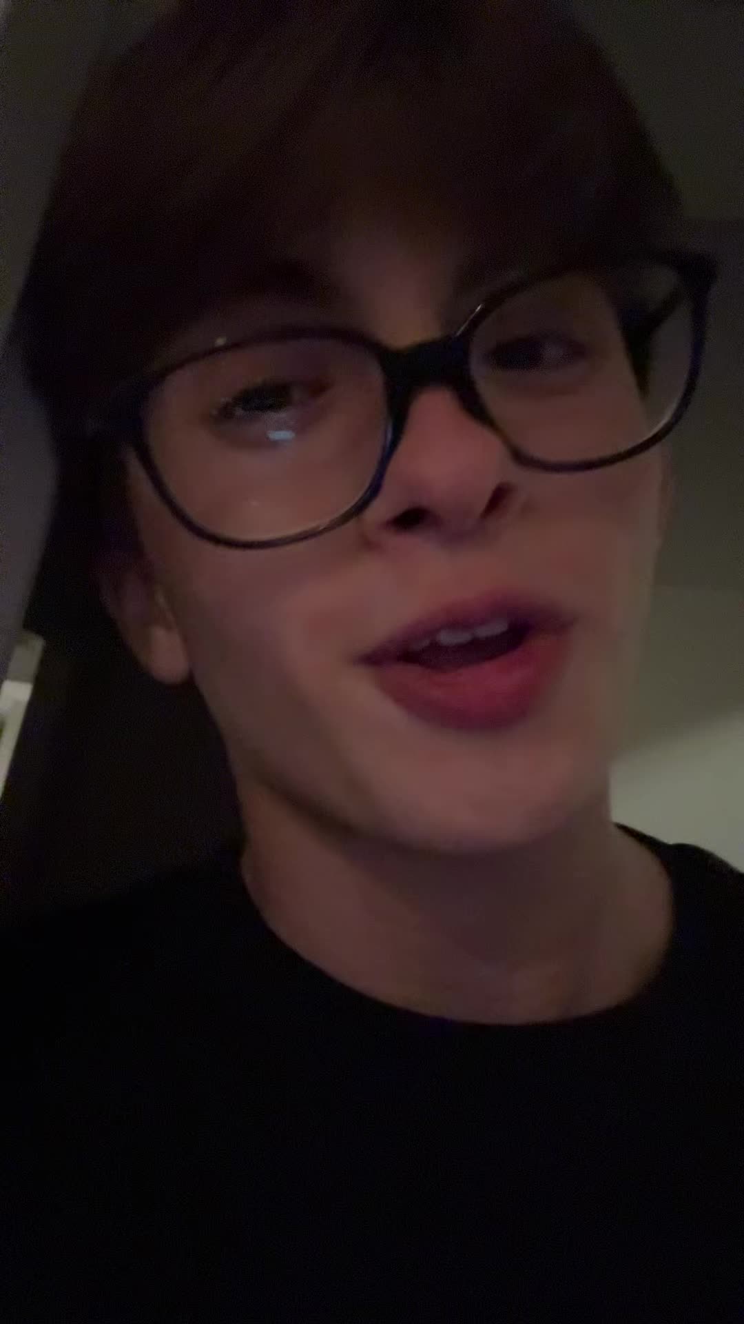 @🪳