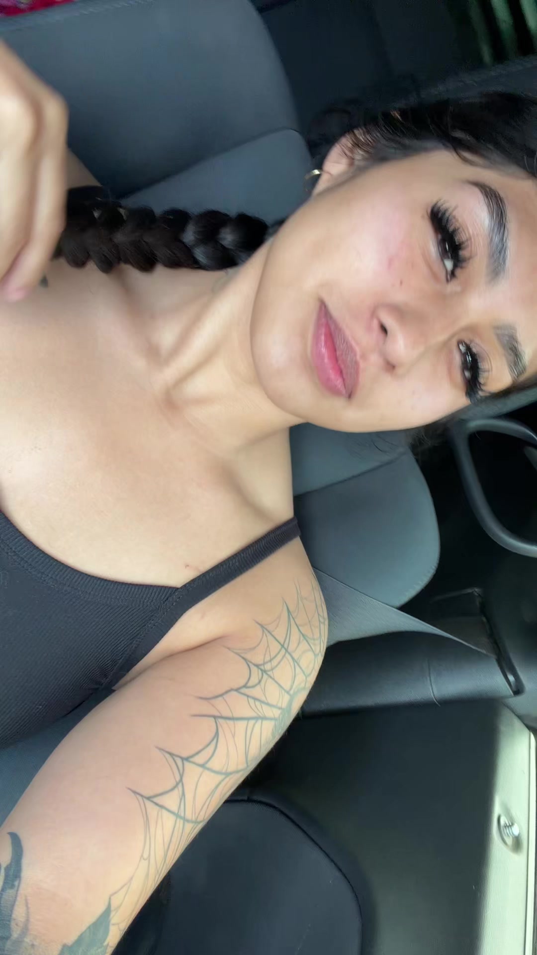 @Isabel<3