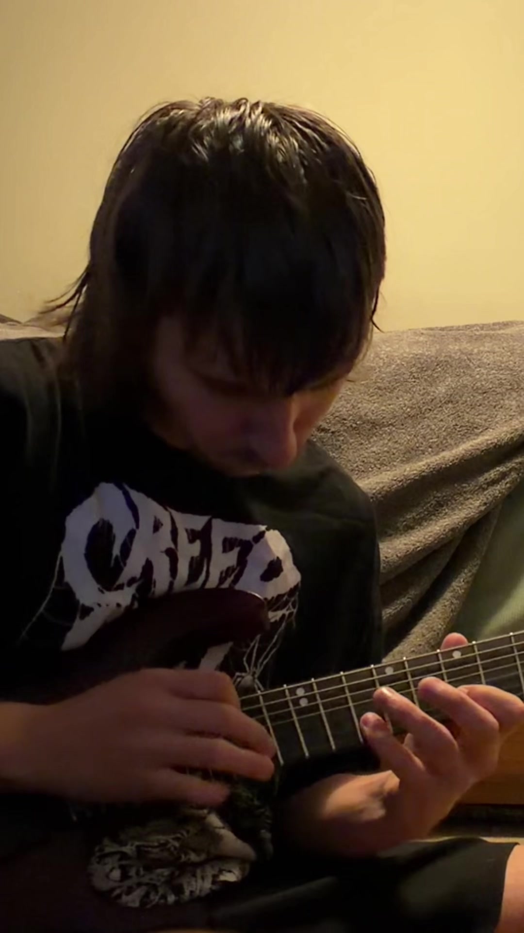 @djoey_theproairguitarist