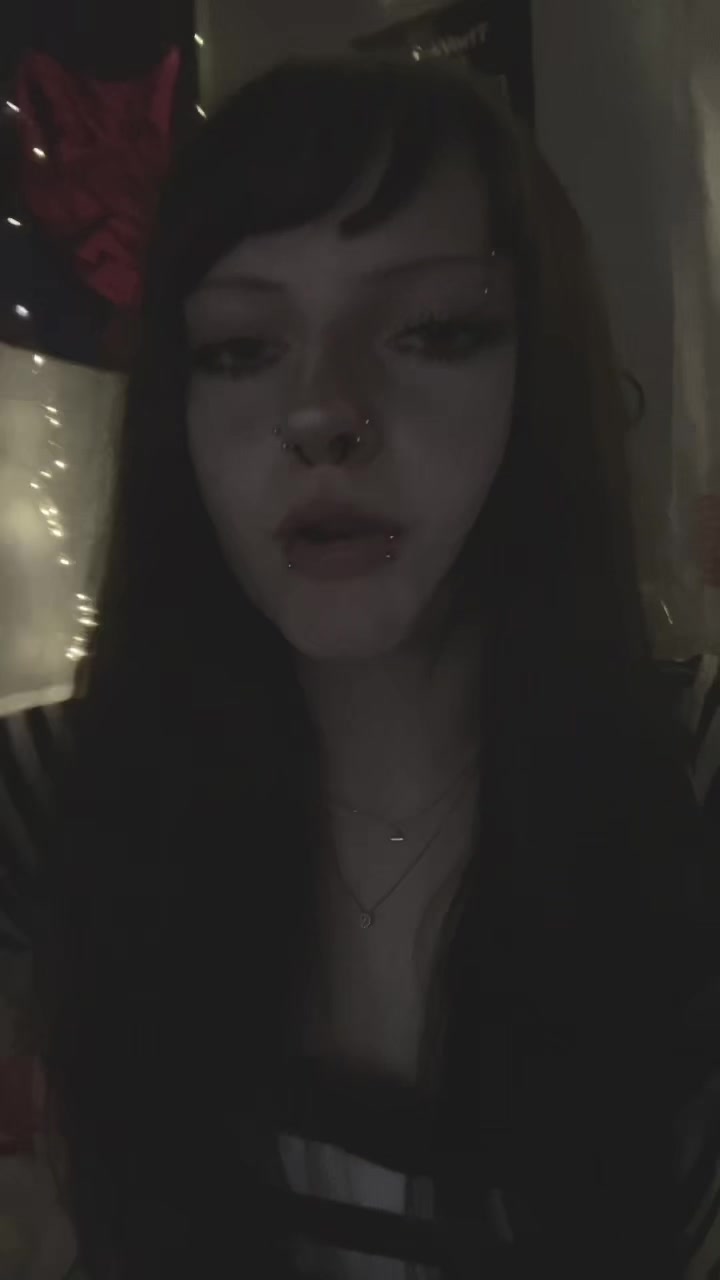 @zoey🩻
